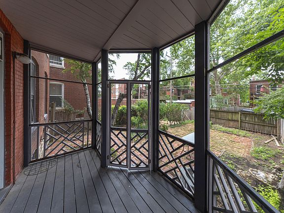 5th image of 6114 Waterman Blvd #2F