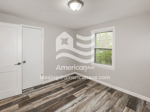 1441834_004_dining_room_13861992.jpg