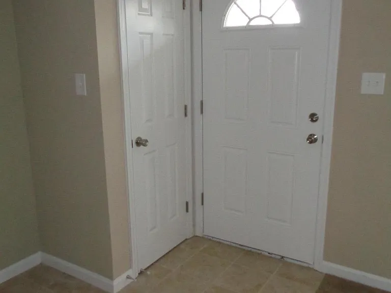 12580 Mirkwood Ln — Photo 2