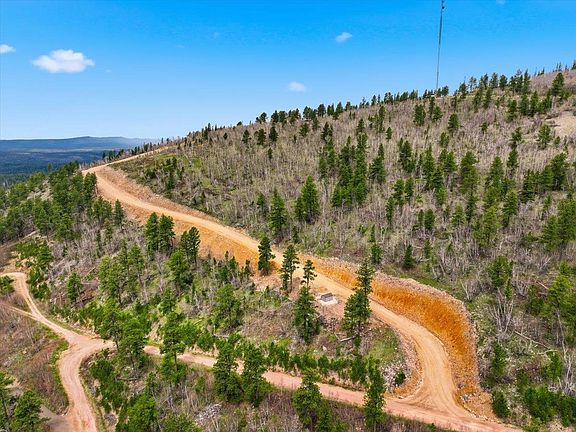 4th image of 7 Wapiti Rd