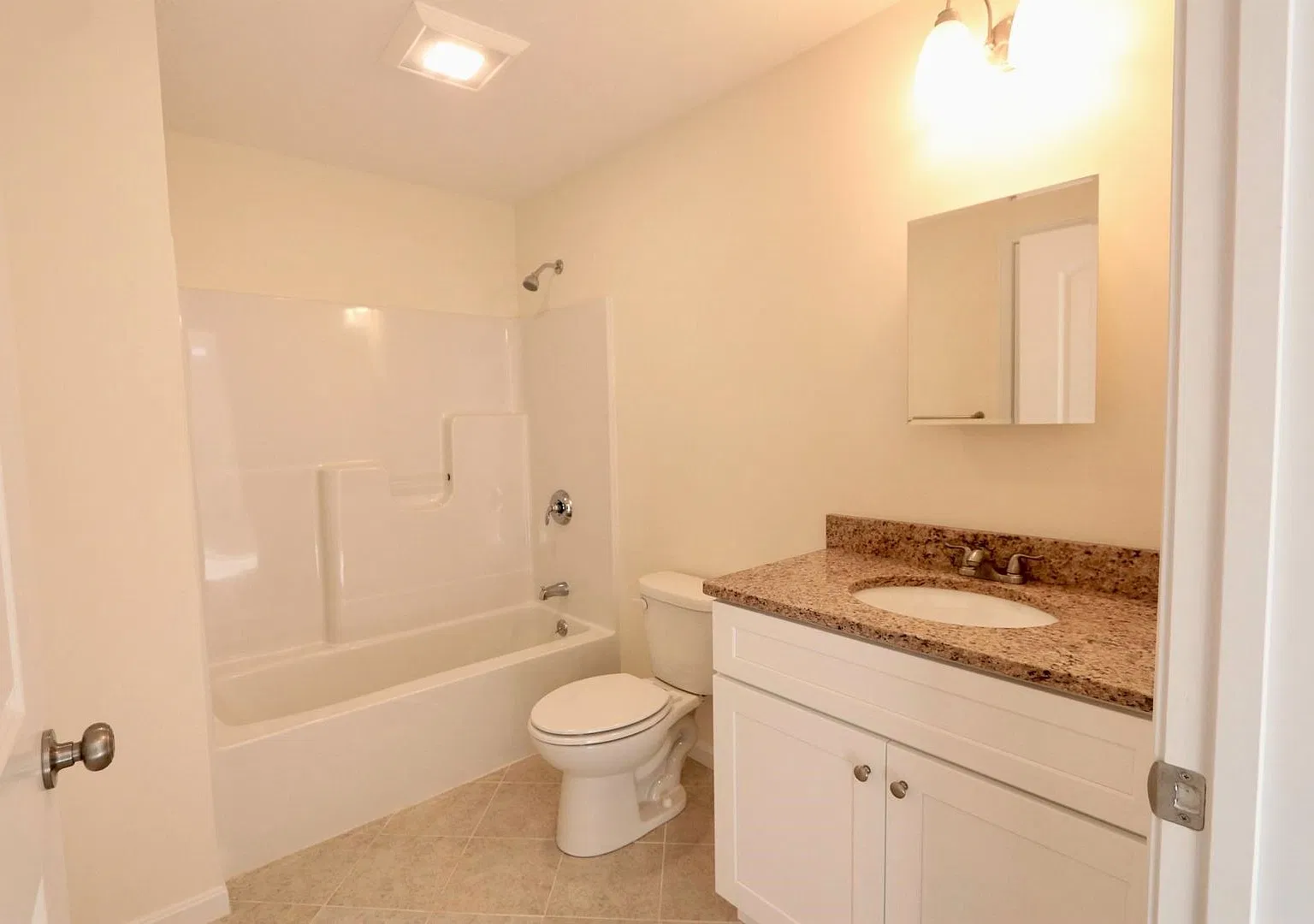 7 Rogers Way — Photo 2
