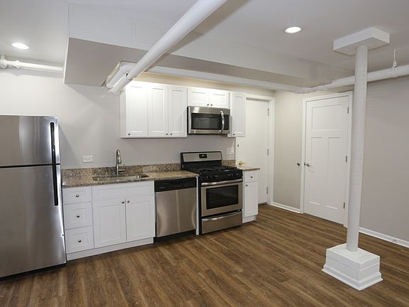 2nd image of 531 W Fullerton Pkwy APT Gdn