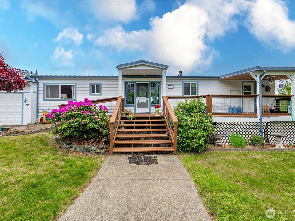 1st image of 8210 177th Avenue SW