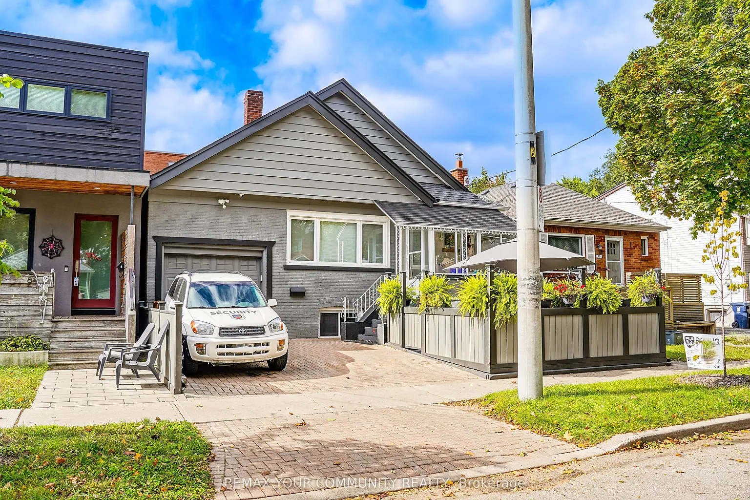 86 Lesmount Ave #2 photo 1