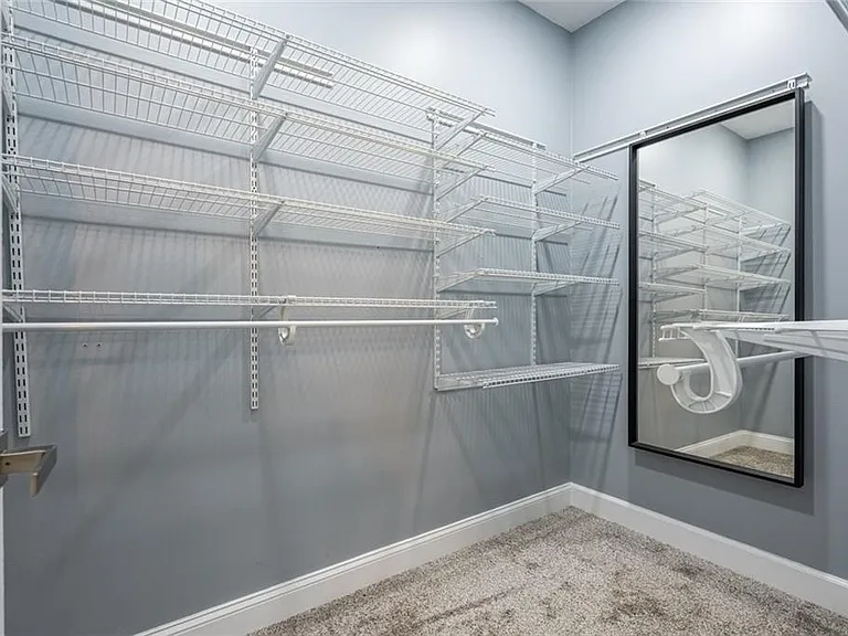 3924 Ashford Dunwoody Rd — Photo 20