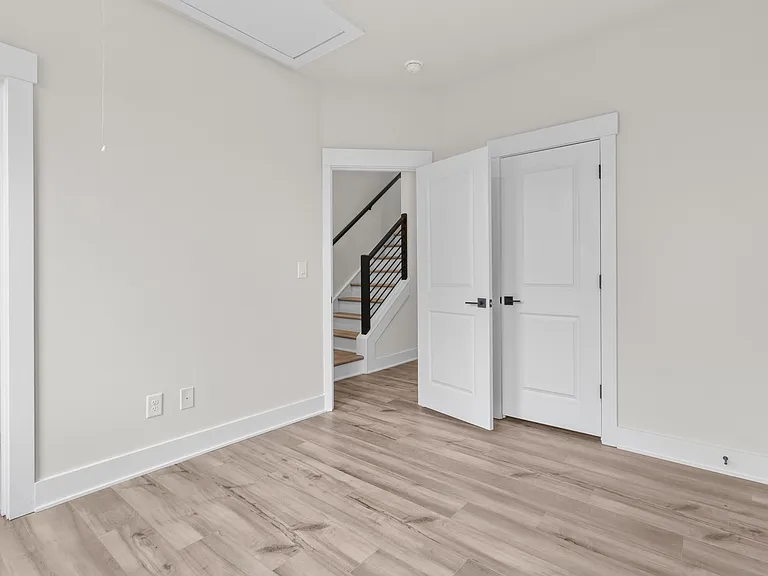 1011 Kokomo Ln — Photo 23