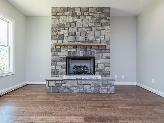 4th image of 4157 Meadowlark Rd
