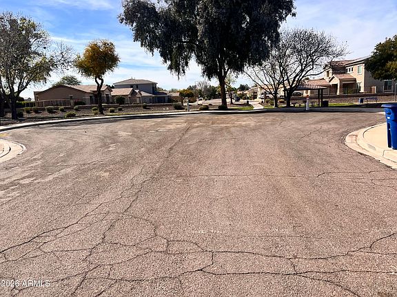 3rd image of 21167 E NIGHTINGALE Road