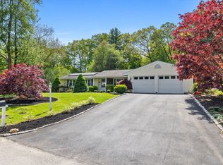 12 Burton Farm Dr, Andover, MA 01810