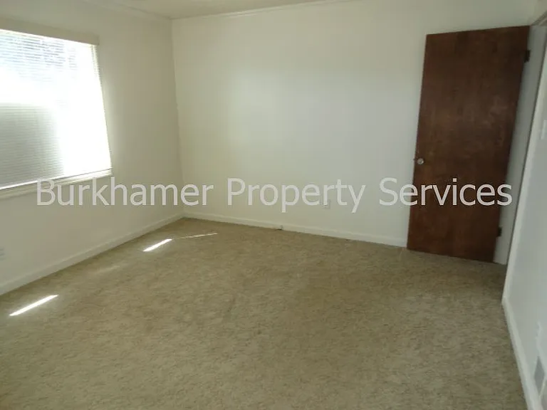 6700 Olympic Hwy #A — Photo 16