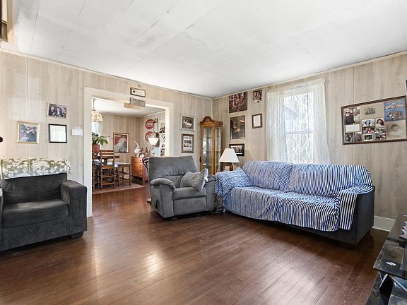 4th image of 409 Staunton River Lndg