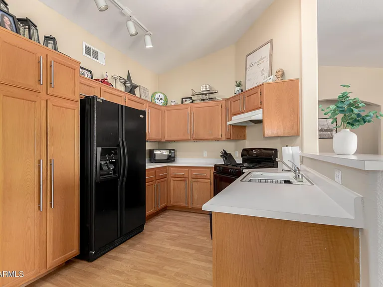 8375 W Dahlia Dr — Photo 4