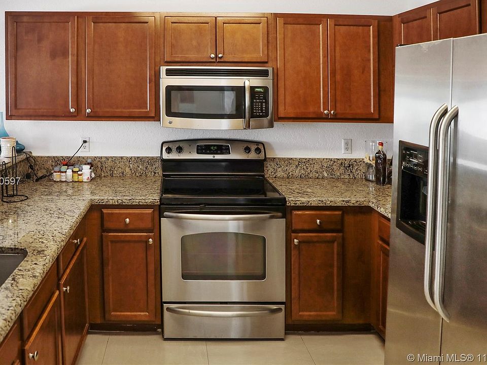 1st image of 11401 NW 89th St APT 202