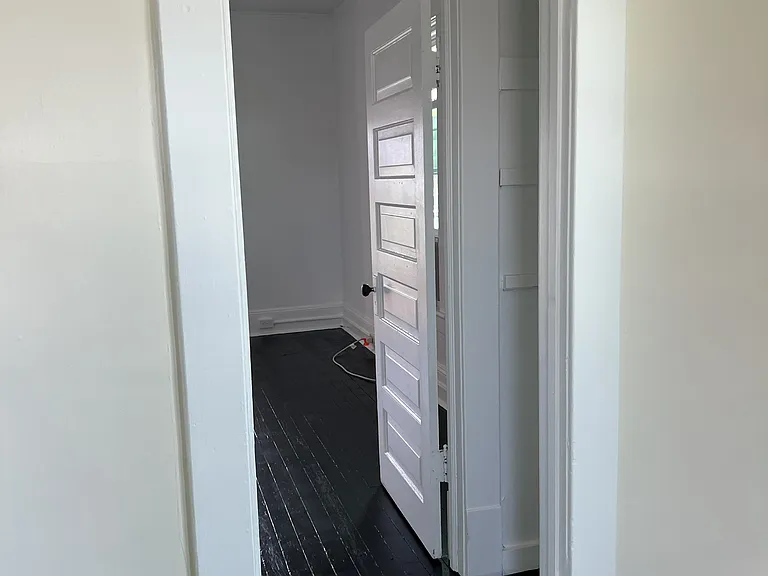 133 Paisley St #B — Photo 14