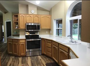 32290 Old Coast Rd, Gold Beach, OR 97444