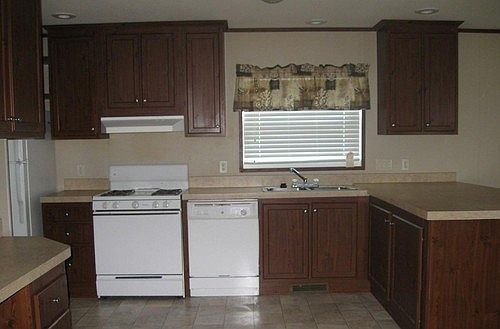 2nd image of 25216 Balfour St