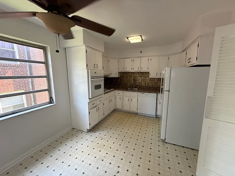 1111 Elm Park Dr — Photo 26