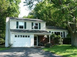 408 Winthrop Dr, Ithaca, NY 14850