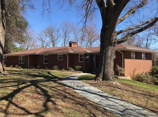 203 Jones Cir, Thomasville, NC 27360