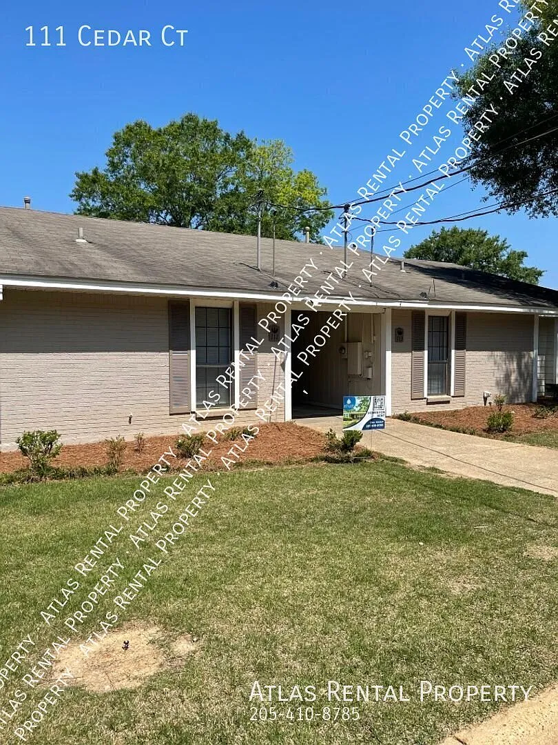New Listing! 111 Cedar Ct Wetumpka, AL 36092 — Photo 1
