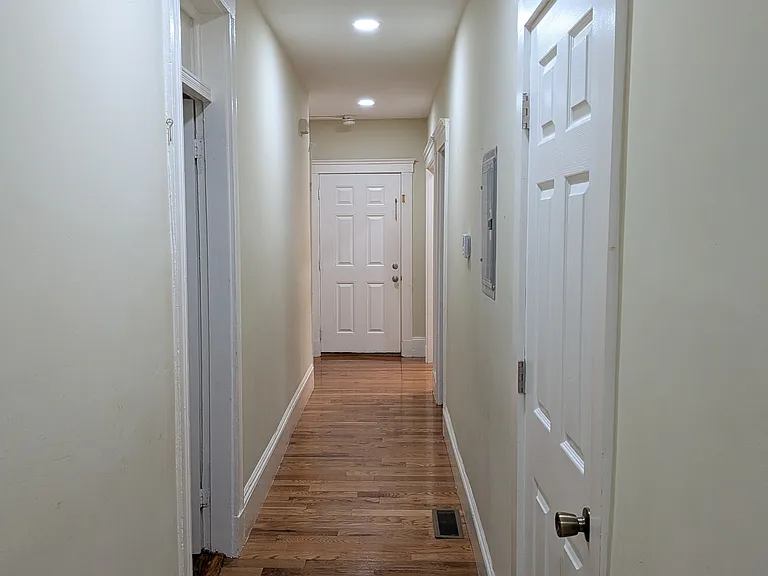 22 Clark St #1 — Photo 8