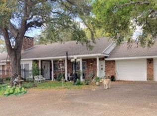 1225 Sunset Ln, La Marque, TX 77568