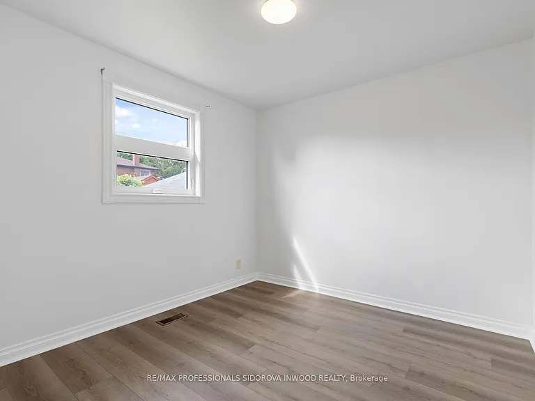 1 Dixon Rd #2 — Photo 13