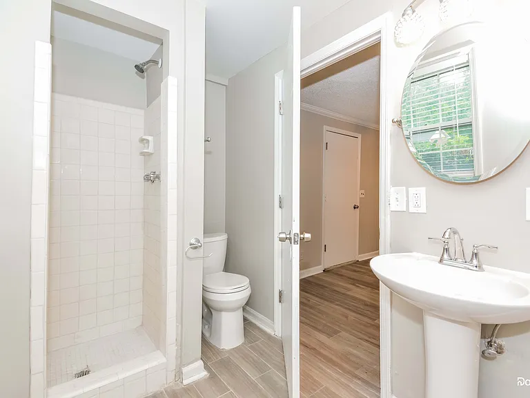 3912 Scotwood Dr — Photo 10