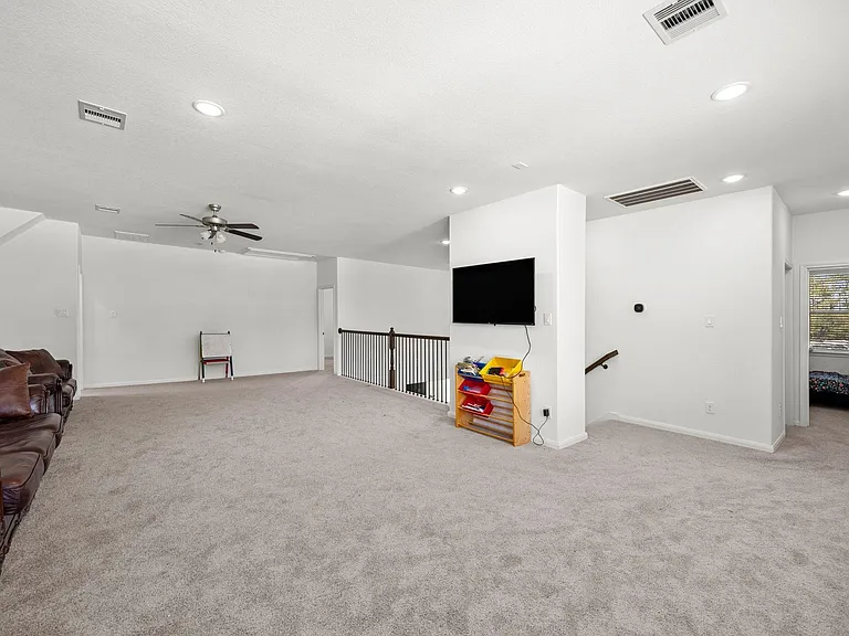 21467 Somerset Shores Xing — Photo 16