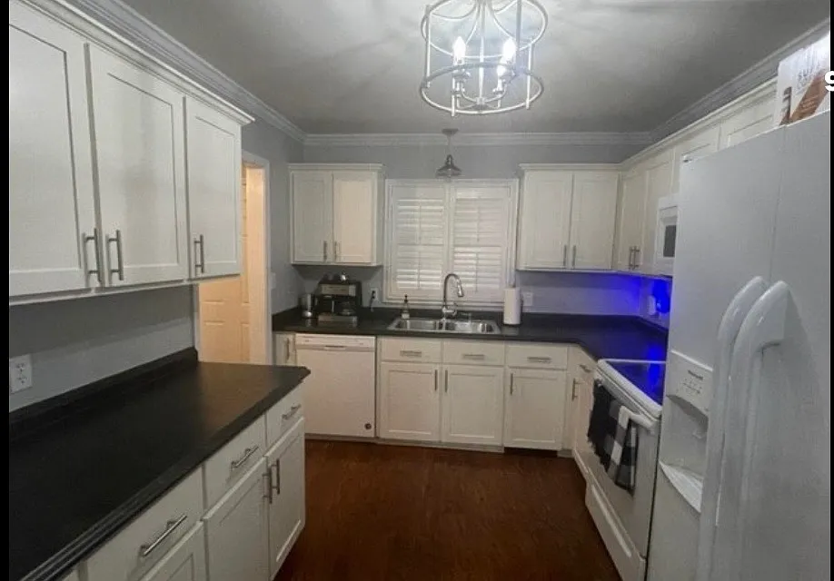 2 bed, 1272 sqft, $1,550 — Photo 3
