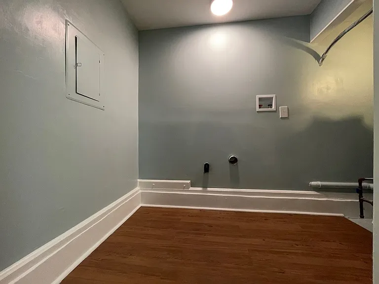 2217 Helsley Ave — Photo 16