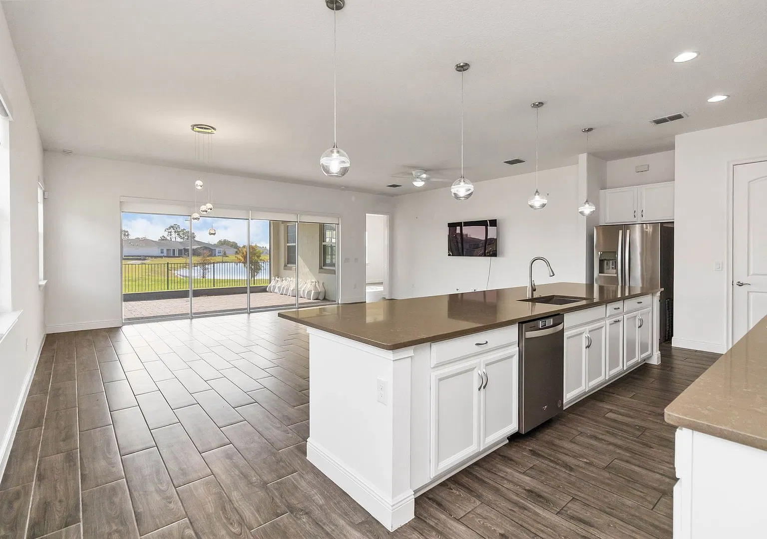Twin Lakes 55+ Gated Active Adult Community — Photo 2