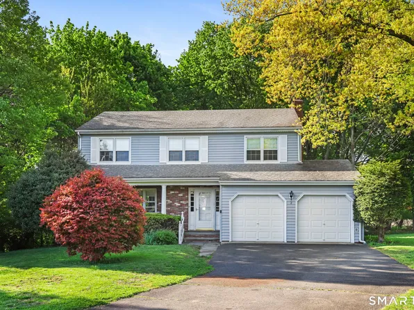 2 Golf View Circle, Stamford, CT 06905