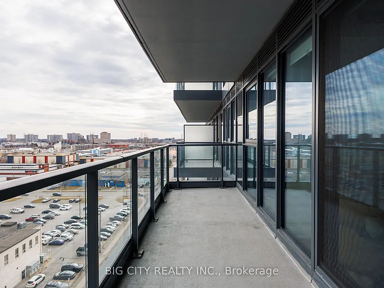 36 Brentcliffe Rd #911 — Photo 9