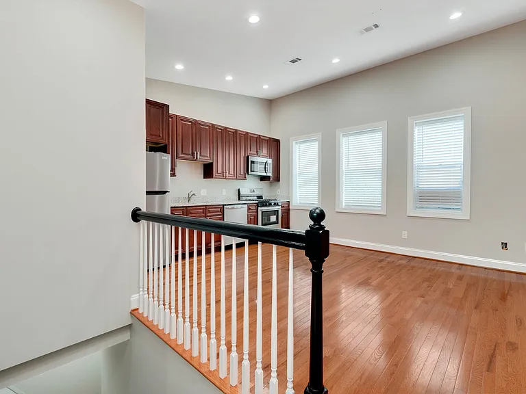 3015 N Calvert St #3 — Photo 5