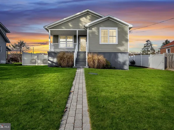 306 Valley Rd, Enola, PA 17025