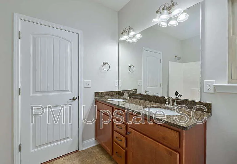 243 Scottish Ave — Photo 14