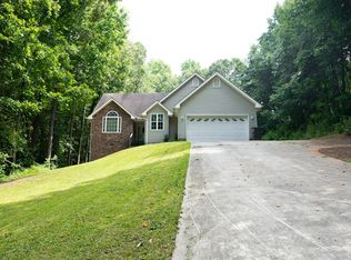 296 Modoc Dr, Cornelia, GA 30531