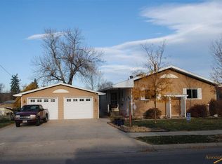 1717 Mt View Rd, Rapid City, SD 57702