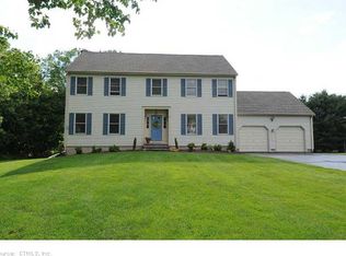 7 Pondside Pl, Cheshire, CT 06410