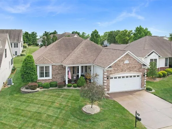 330 Seahawk Dr #S, Lake Saint Louis, MO 63367