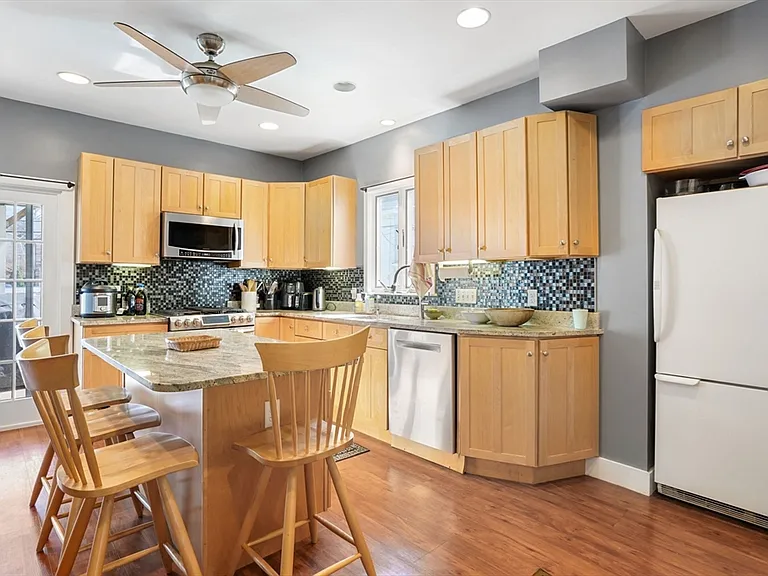 67 Ossipee Rd #1 — Photo 9
