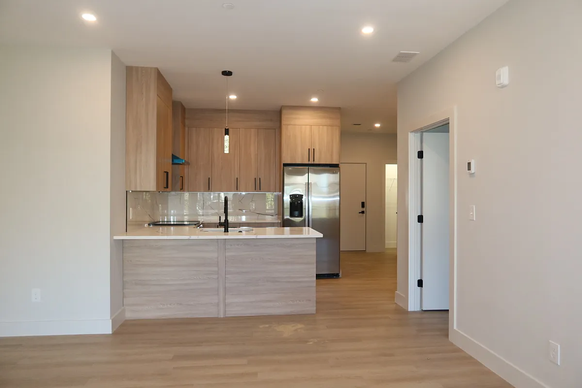 Building Photo - 160 Washington St #3004