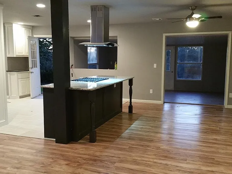 5929 Crestview Dr — Photo 2