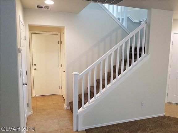 2nd image of 8224 New Leaf Ave