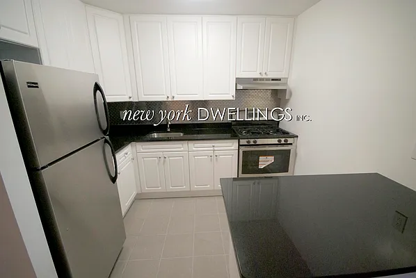 Rented by New York Dwellings LLC | media 17