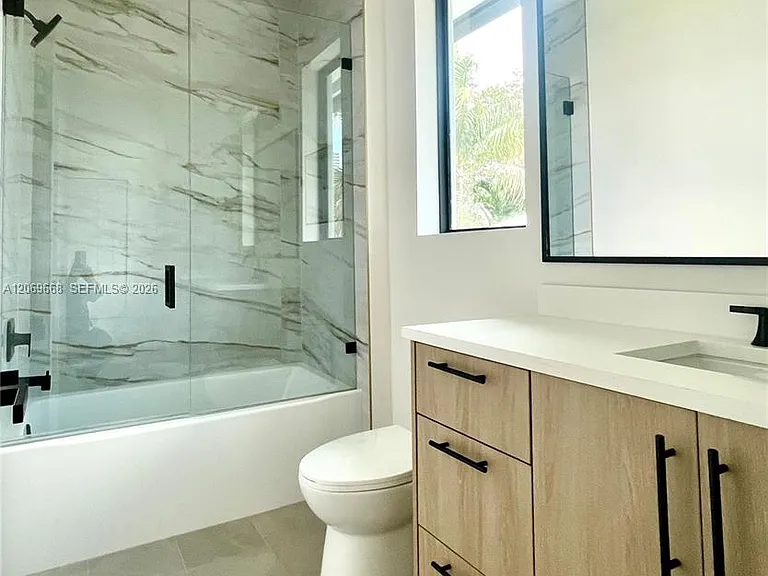 602 SW 7th Ave #0 — Photo 23