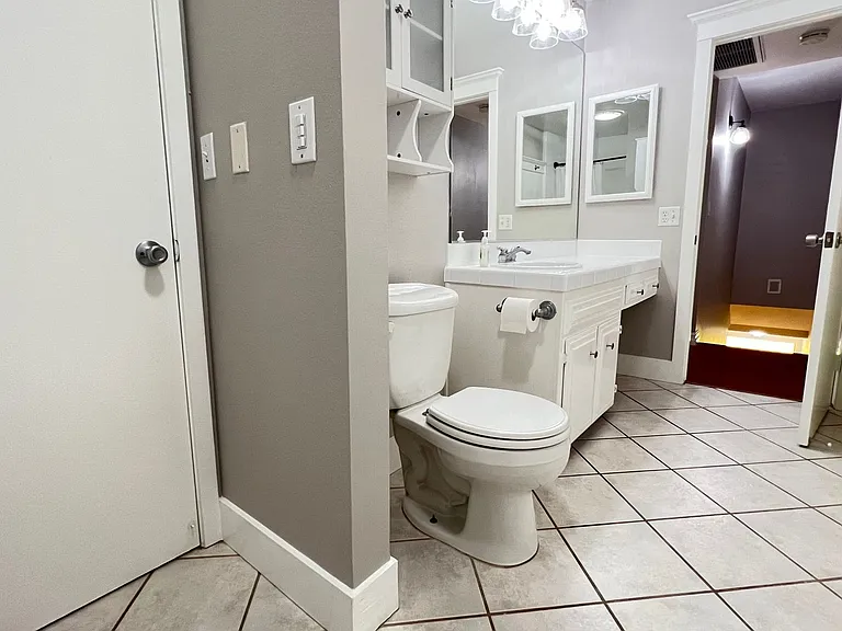 400 S Flower St #135 — Photo 19
