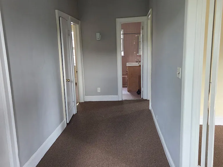 637 Warburton Ave #2 — Photo 1