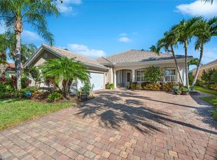 8047 Wilfredo Ct, Naples, FL 34114